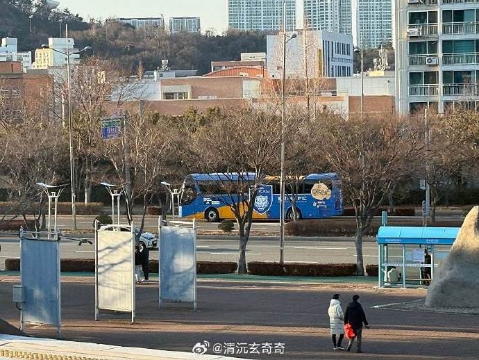 泰山隊退賽！博主：蔚山的大巴已經(jīng)抵達球場，隨后又開了回去