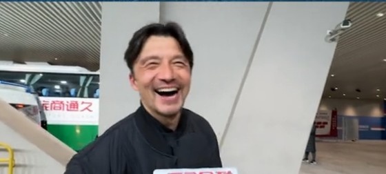 帶孩子和帶球隊哪個更累？謝暉笑言：都累，但帶孩子更累