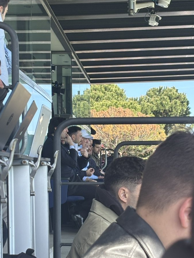 總教頭督戰！安切洛蒂攜皇馬教練組成員觀戰U19馬德里德比